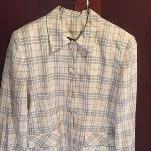 Women’s Burberry Novacheck silk blazer size 4